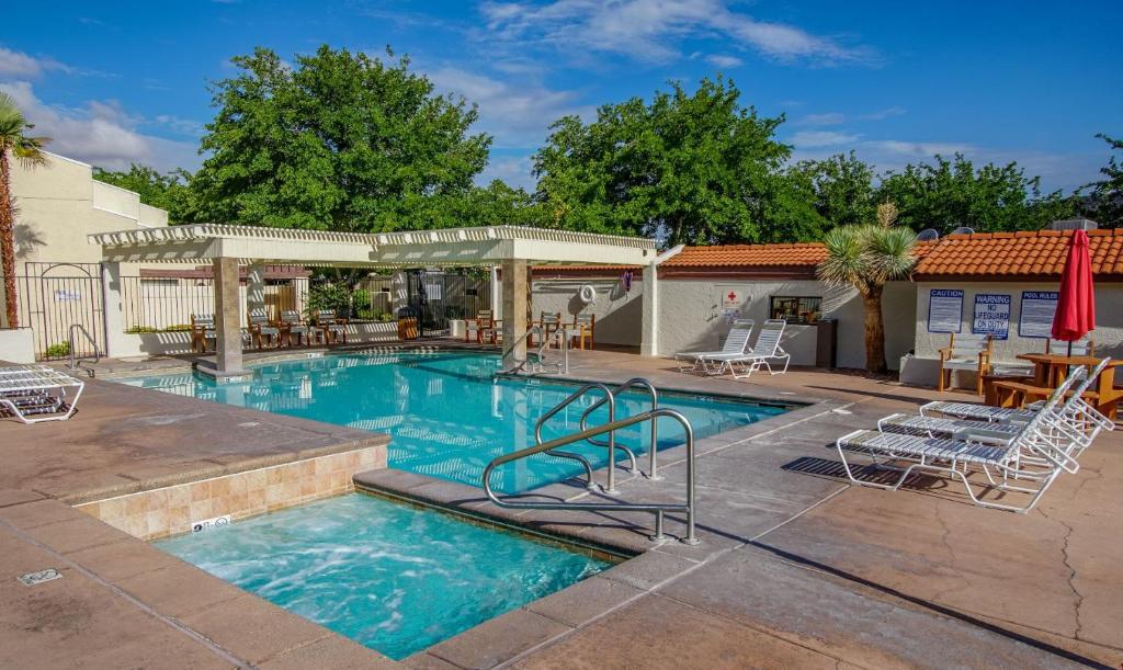 Villas At Southgate American Vacation Marketing