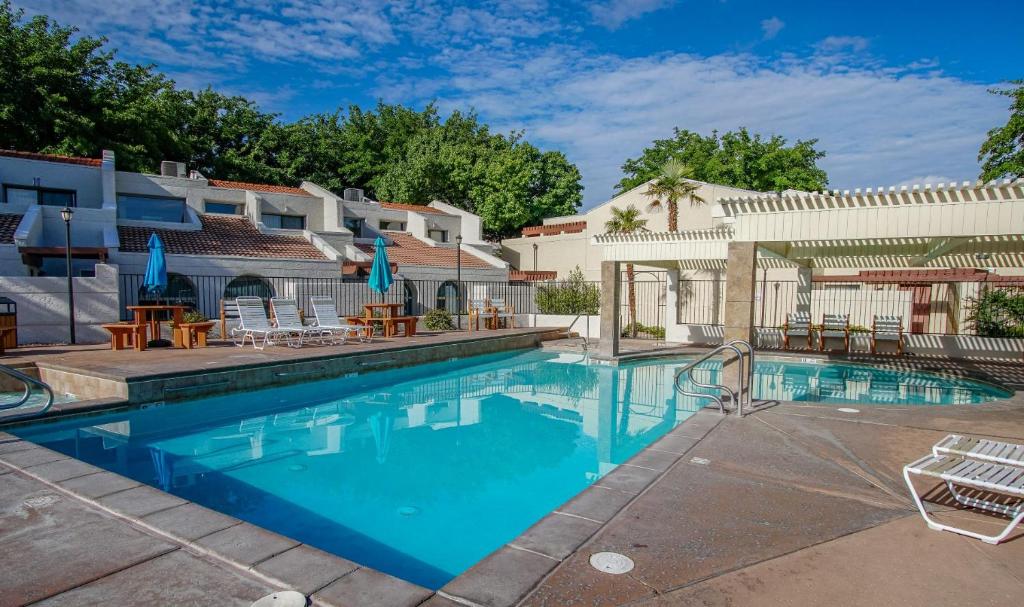 Villas At Southgate American Vacation Marketing