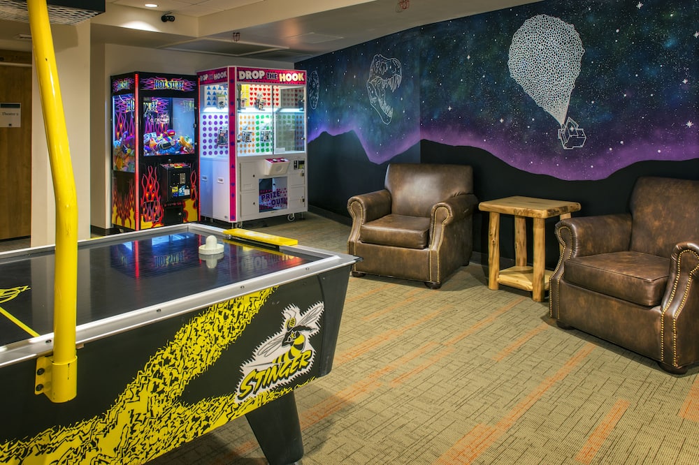 Grand Timber Lodge American Vacation Marketing